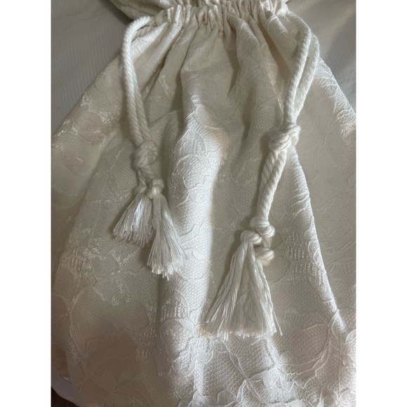 Hand Crafted White Lace Boho Wedding Purse NWT - Picture 2 of 8